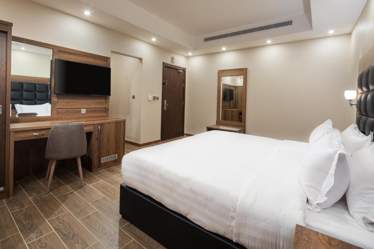 Mirada Purple - Zahra Aparthotel Jeddah Exterior foto